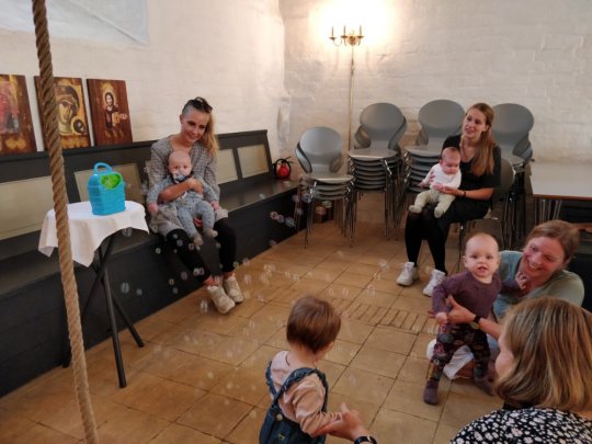 Babysalmesang i Hansted kirke